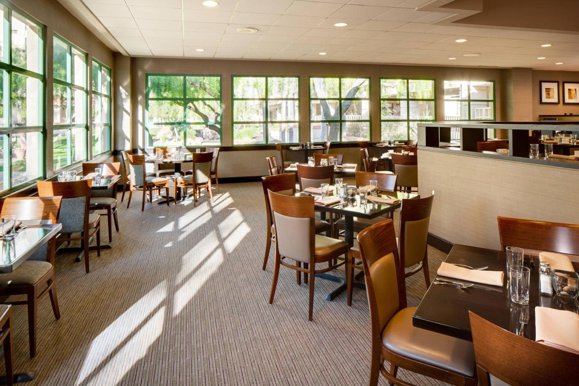 Sheraton San Jose Милпитас Екстериор снимка