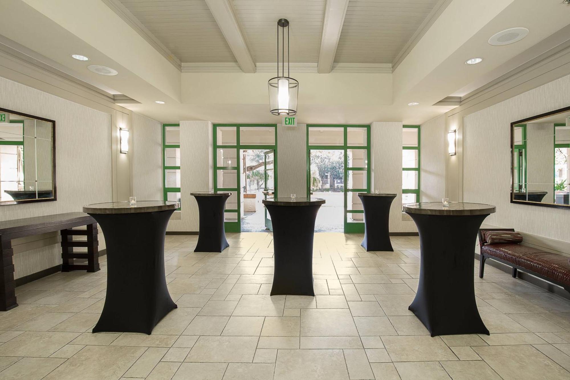 Sheraton San Jose Милпитас Екстериор снимка