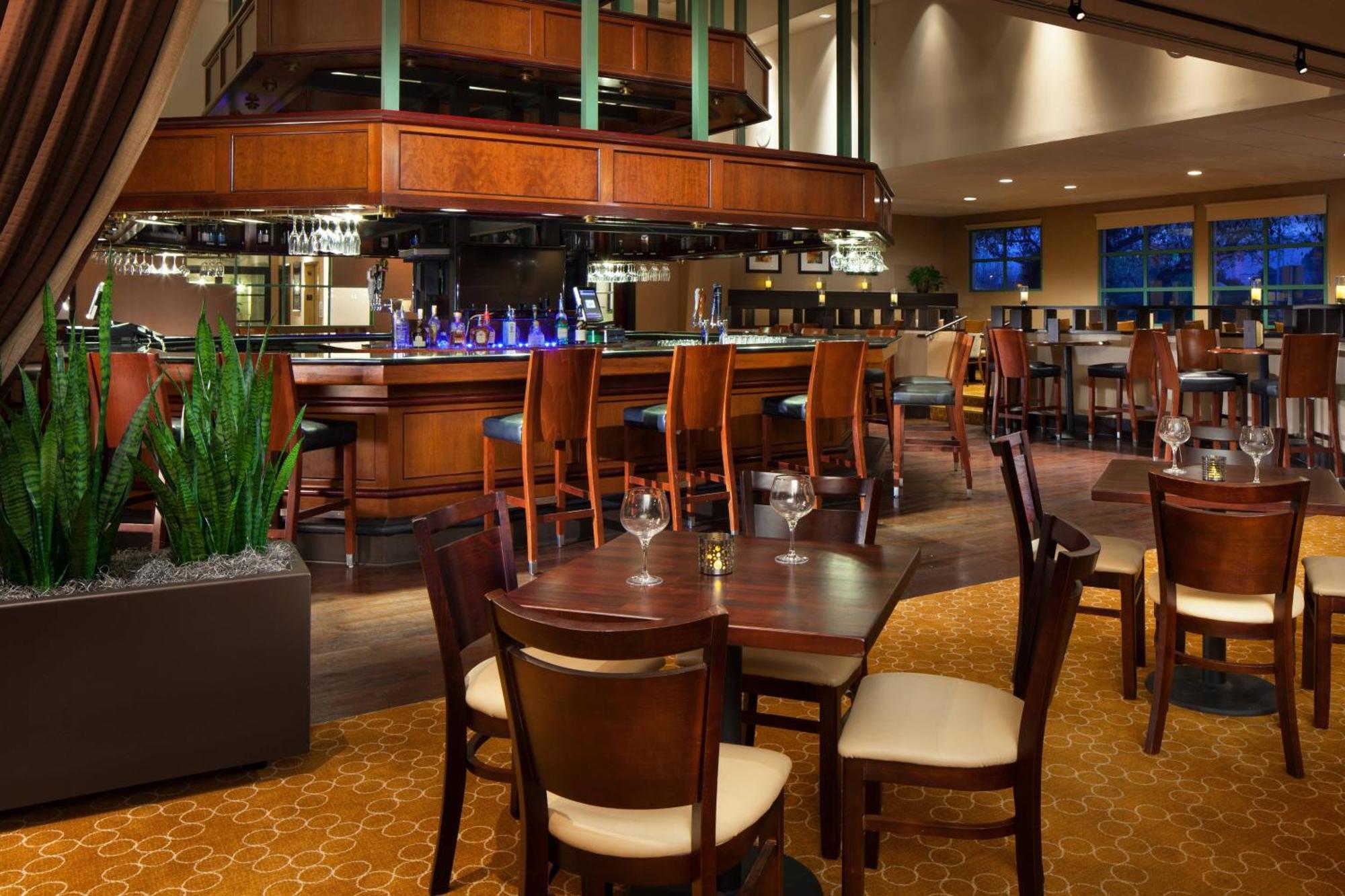 Sheraton San Jose Милпитас Екстериор снимка